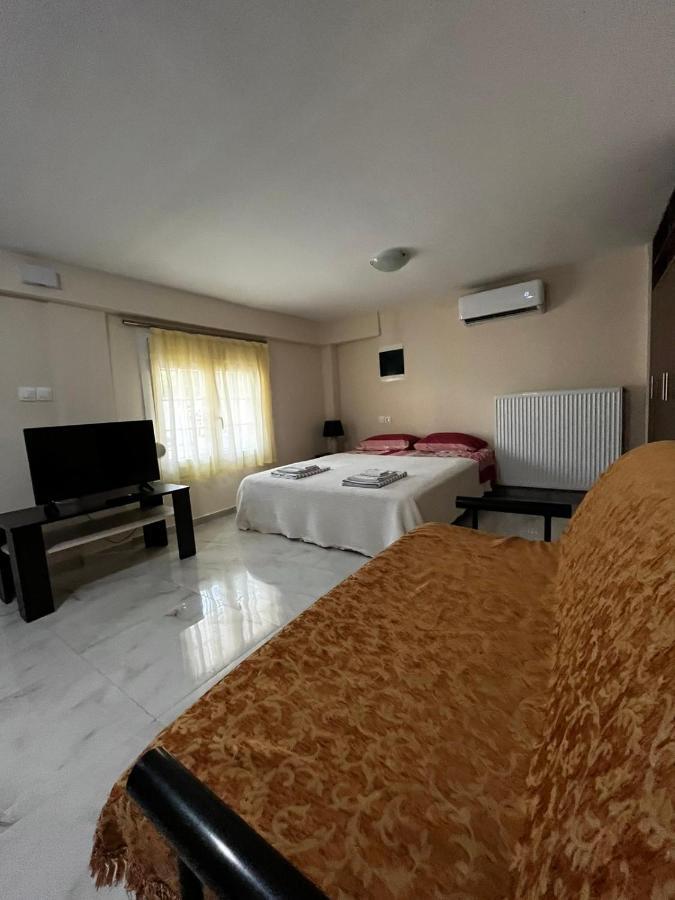 Jenny'S Apartments 阿吉亚特拉萨 外观 照片