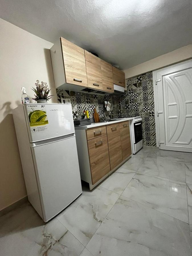 Jenny'S Apartments 阿吉亚特拉萨 外观 照片